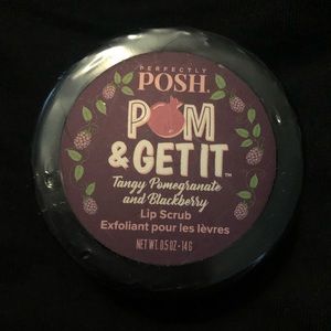Perfectly Posh Pom and get it lip scrub